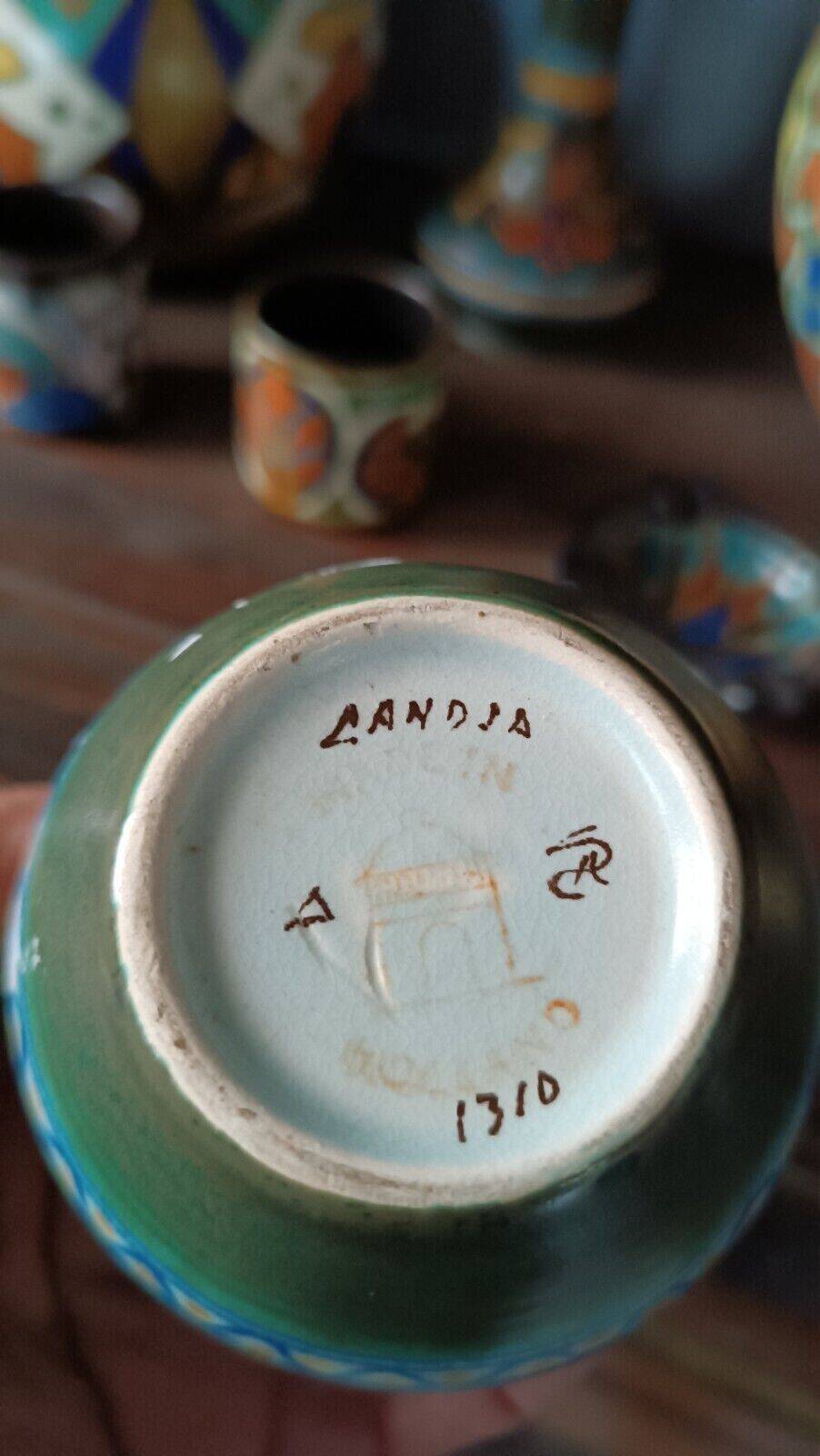 Ceramic vase manufactured by gouda liberty, landia decor