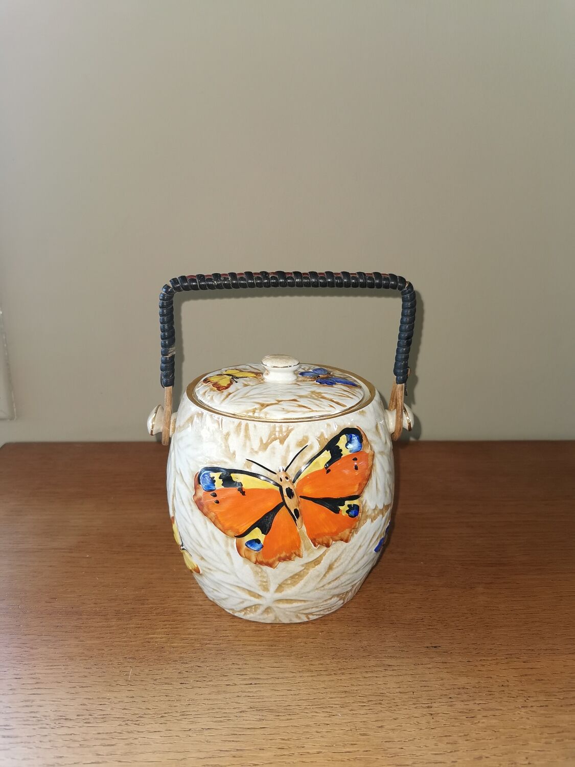 Vintage ceramic candy box