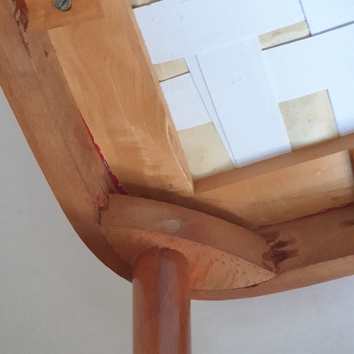 Vintage Italian chair design from the 1960s.