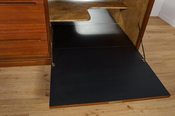 Enfilade vintage en teck par Nils Jonsson pour Hugo Troeds, Suède, 1960s