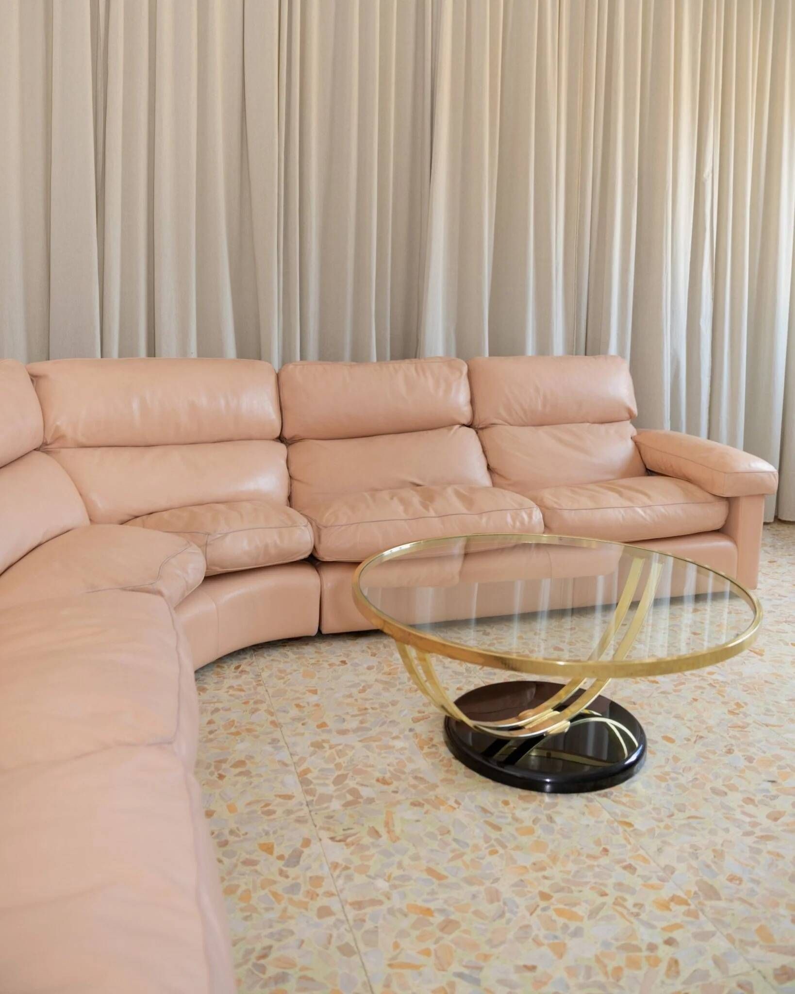 Vintage blush leather modular sofa Petronio by Tito Agnoli for Poltrona Frau, 1970s mid-century design