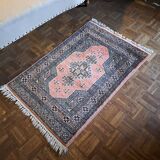 Handmade wool rugs oriental style rectangular Pakistan 1990 vintage pink gray