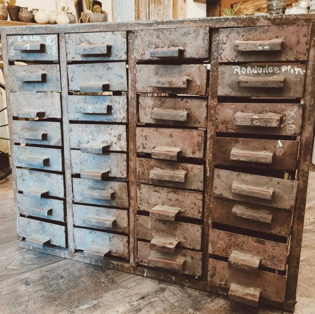 Workshop furniture - 32 drawers