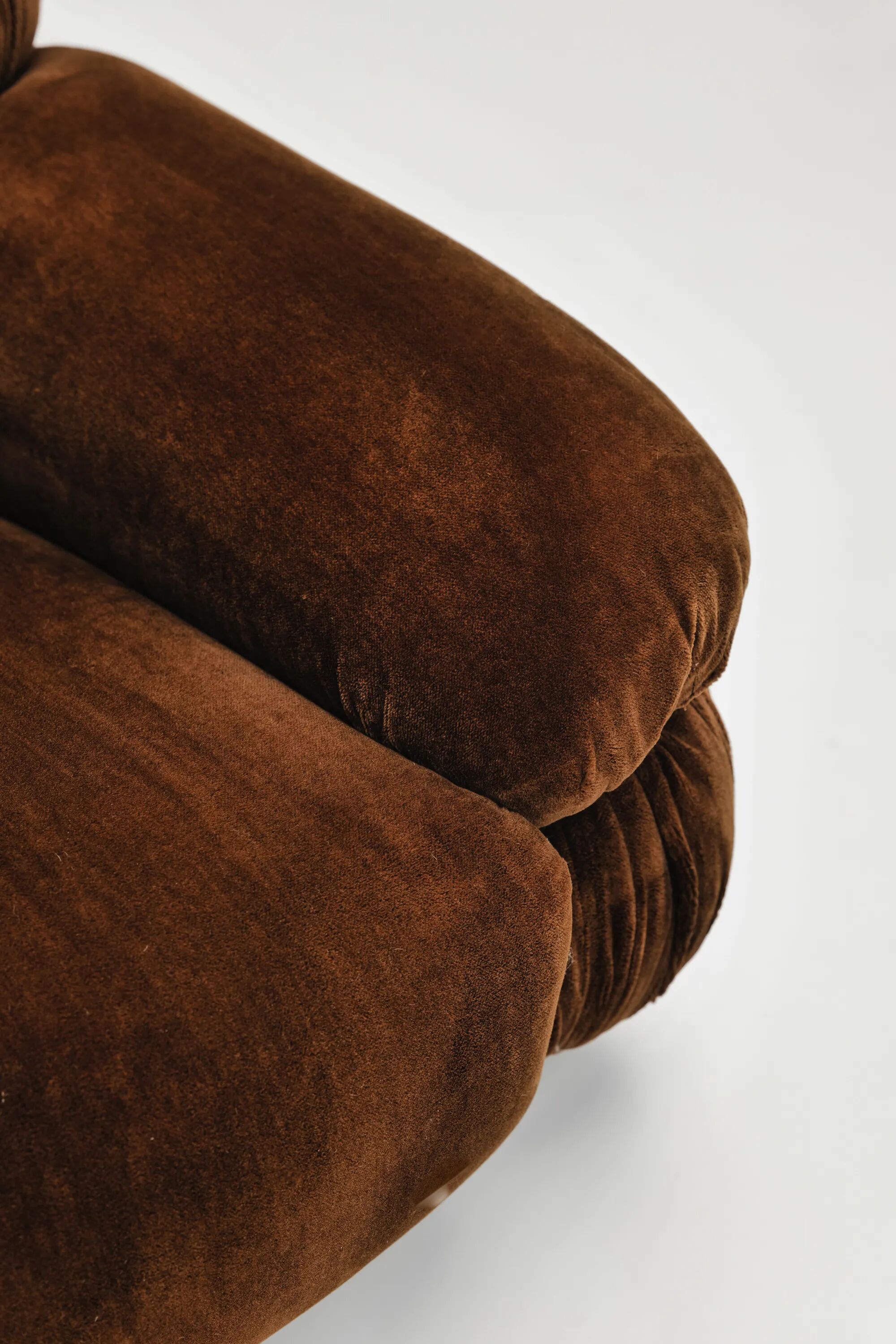 Sesann armchair by Gianfranco Frattini for Cassina