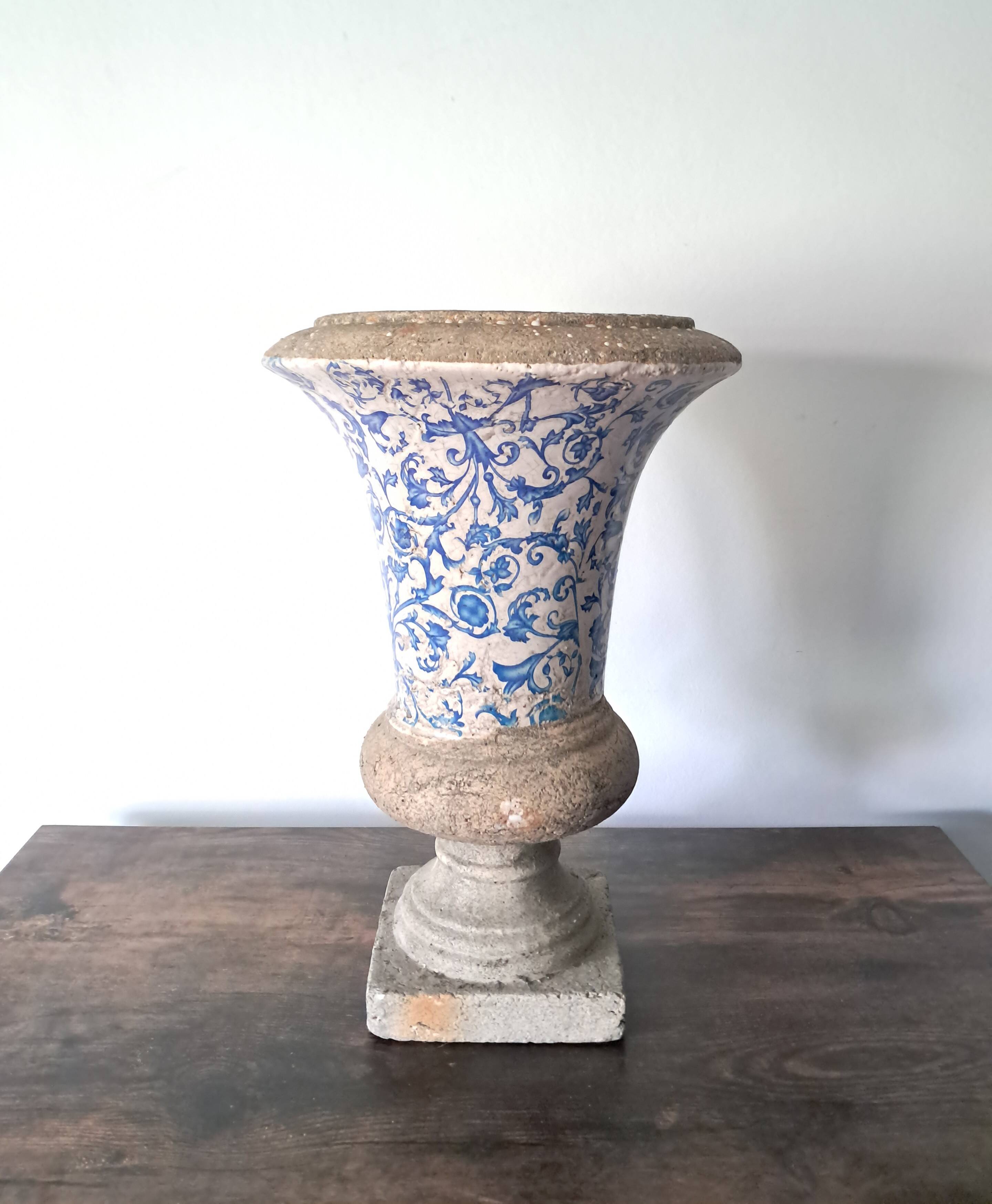 Medici Vase Planter in Cement and Earthenware