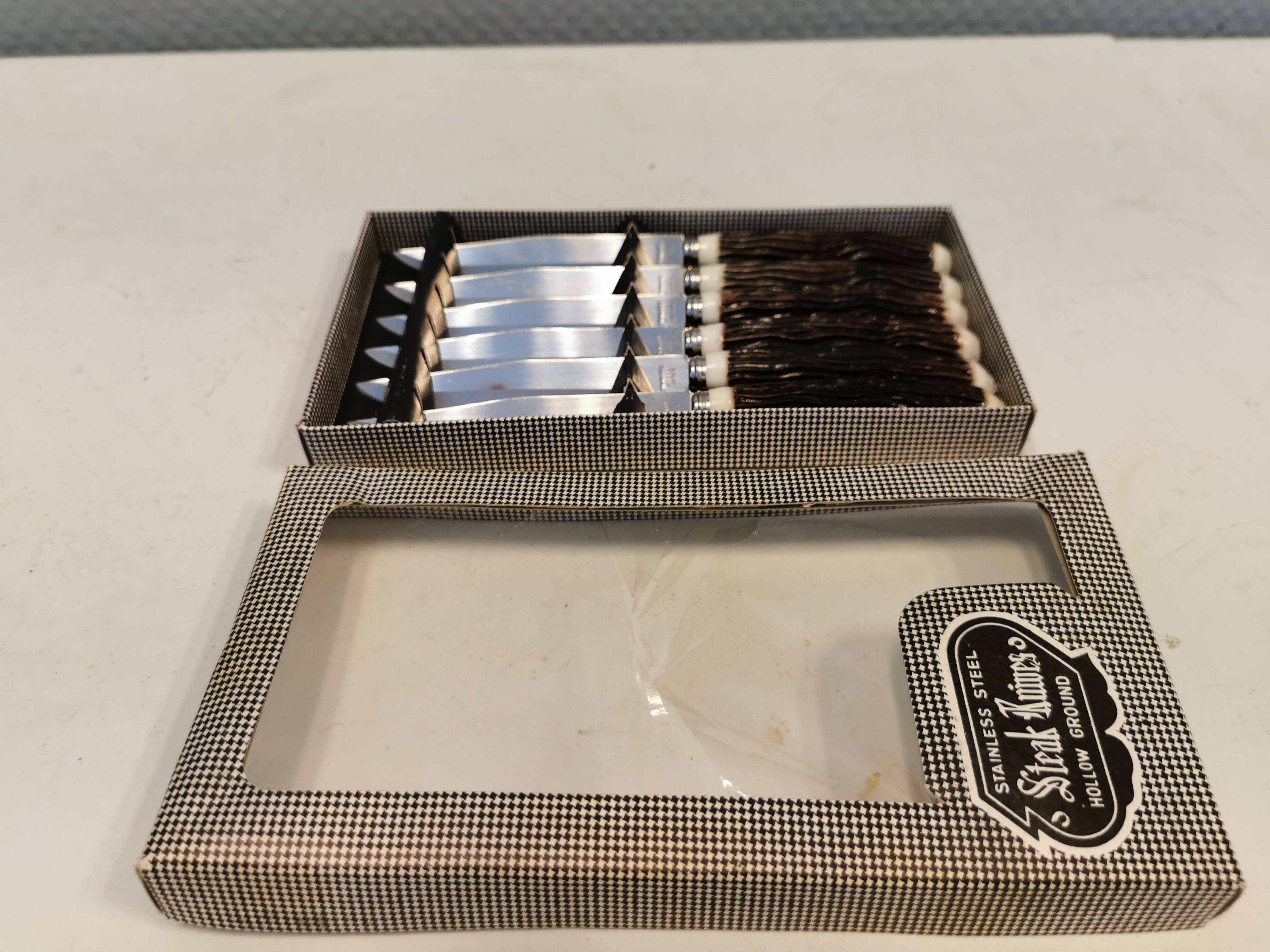 Six delicious stainless steel steak knives with bone handles, from Japan
