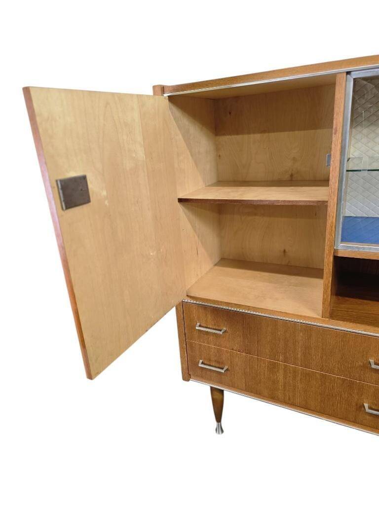 Buffet, meuble bar vitré vintage en bois