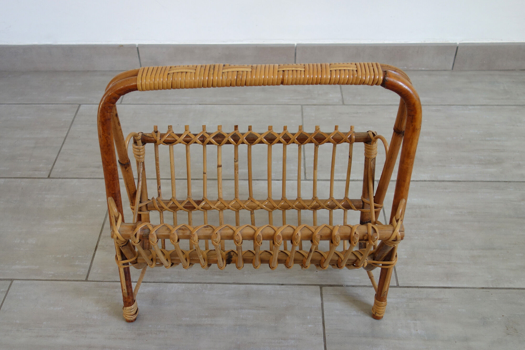 Rattan magazine holder bamboo 70s