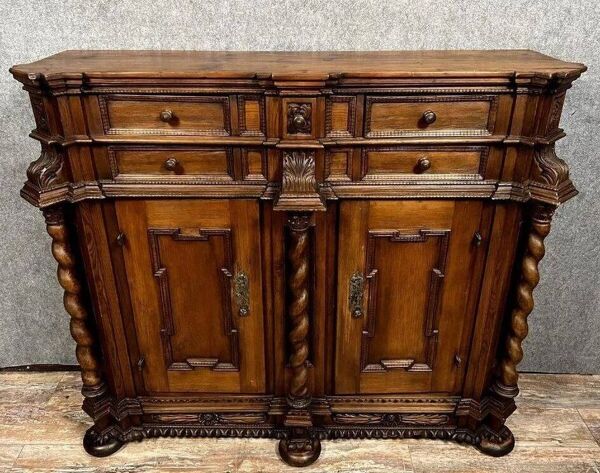 Buffet d’appui Alsacien en bois massif teinté, datant du XVIIe