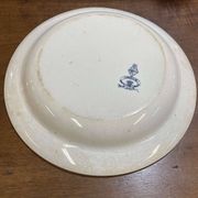 Pair of round Minton English porcelain dishes, Florentine pattern