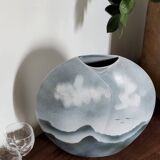 Large Virebent lenticular vase – Mountain sky design