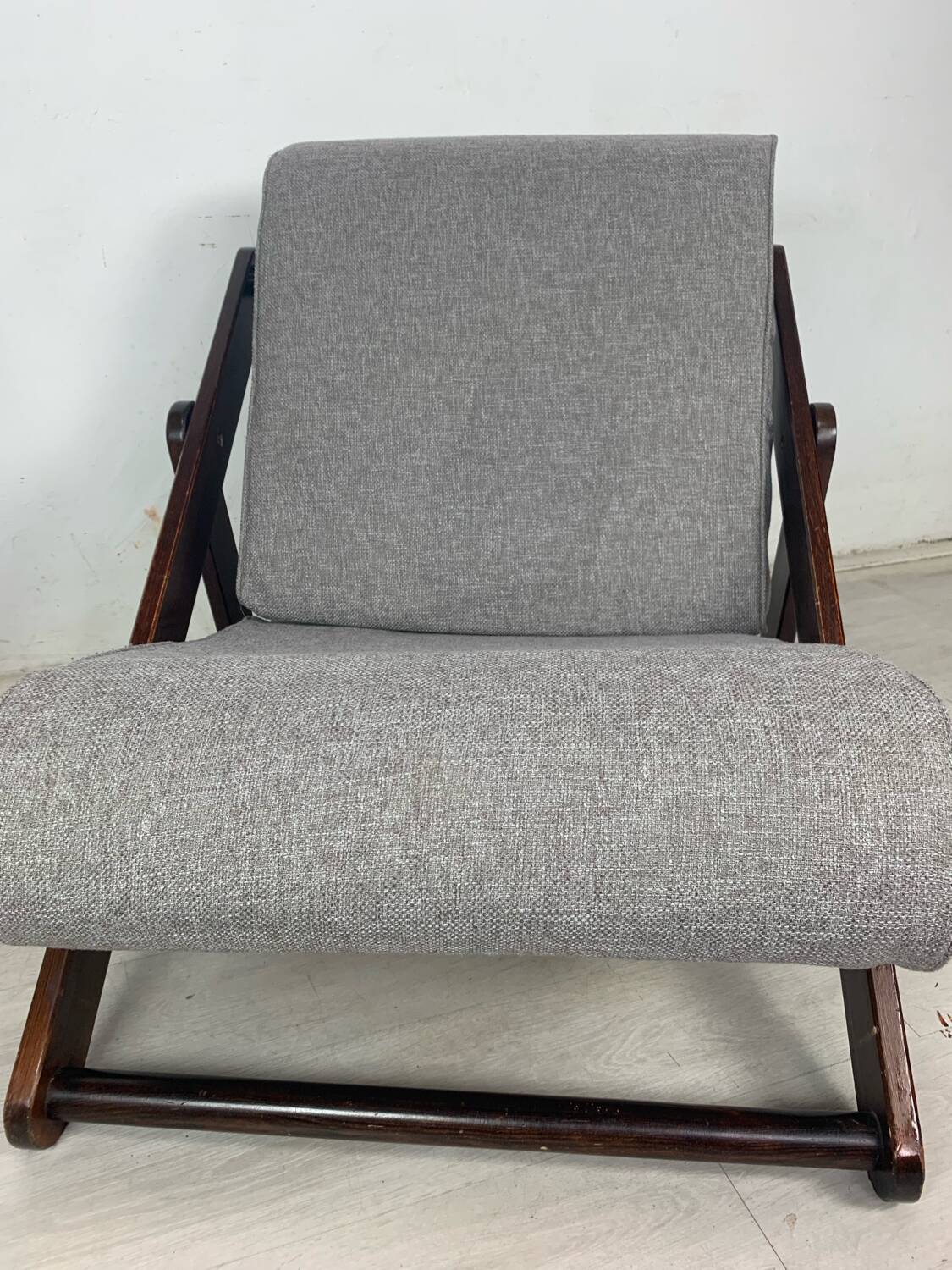 Pair of folding armchairs