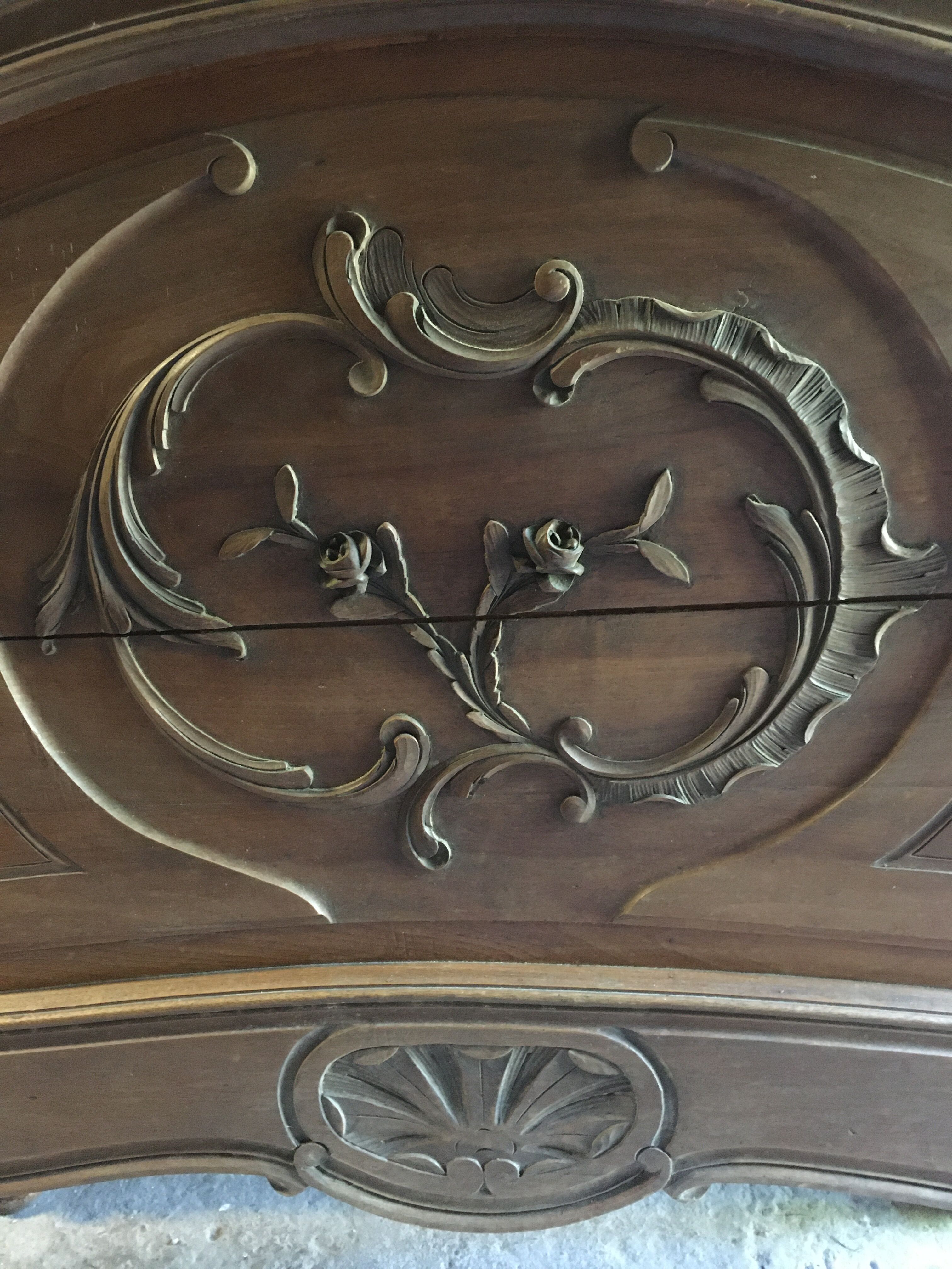 Carved wooden headboard 147X87