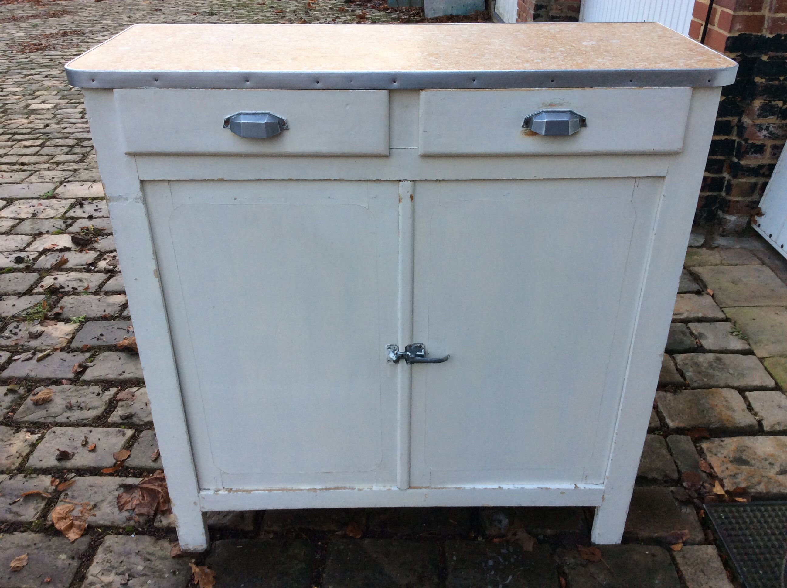 Buffet Paris vintage