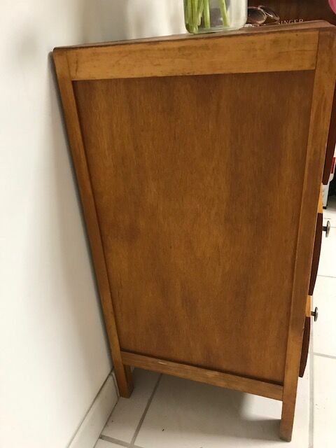 Parisian chest of drawers