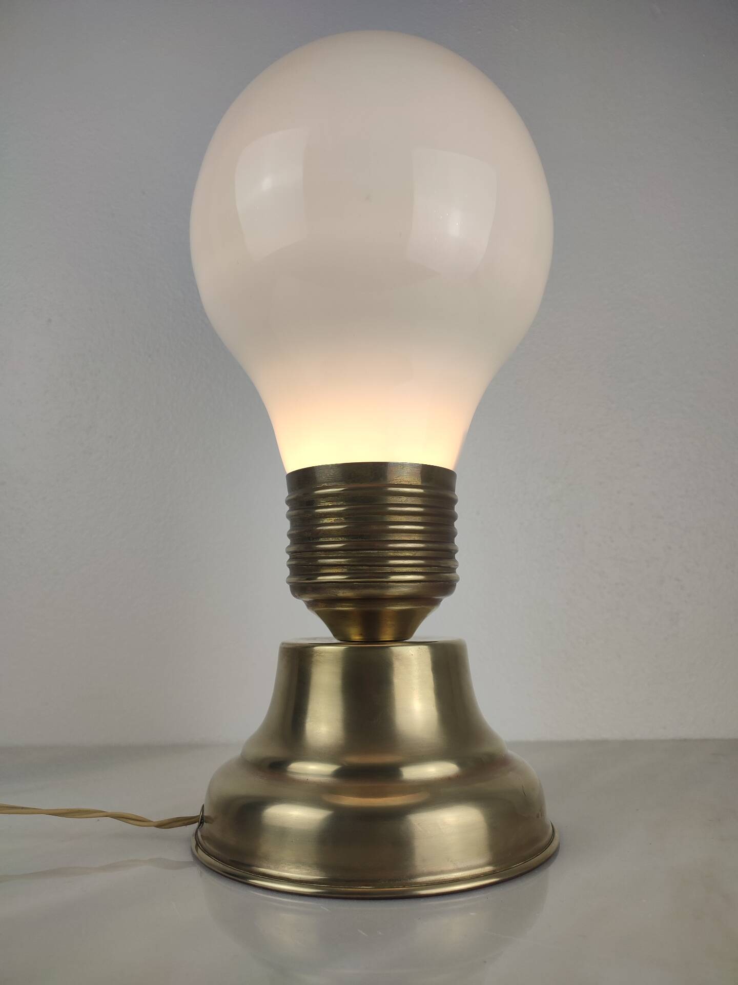 Table Lamp "Giant Bulb" – Vintage Pop Art & Space Age Design (Year)