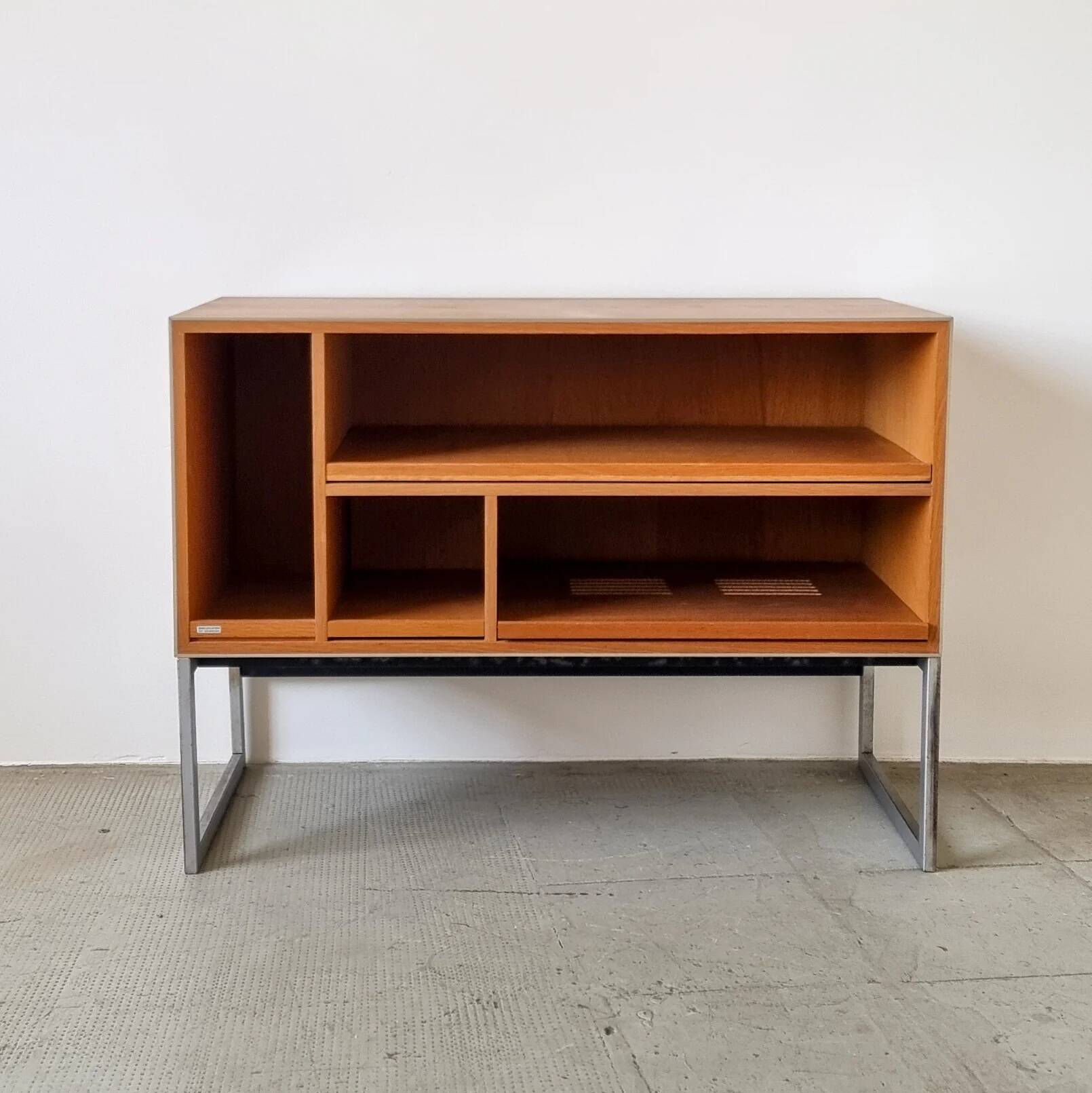 Meuble hi-fi Bang & Olufsen