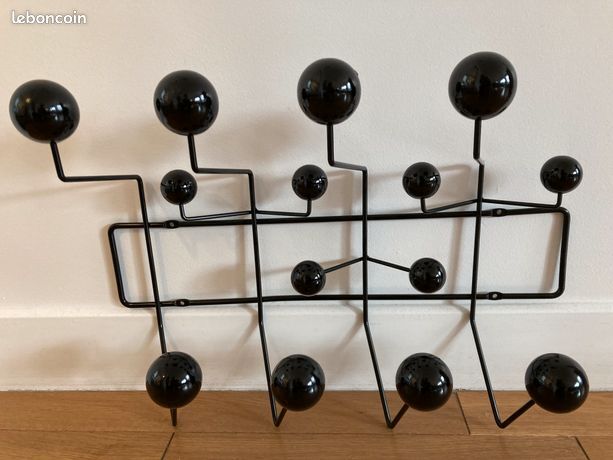 Coat rack wall 1950