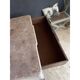 Commode patinée