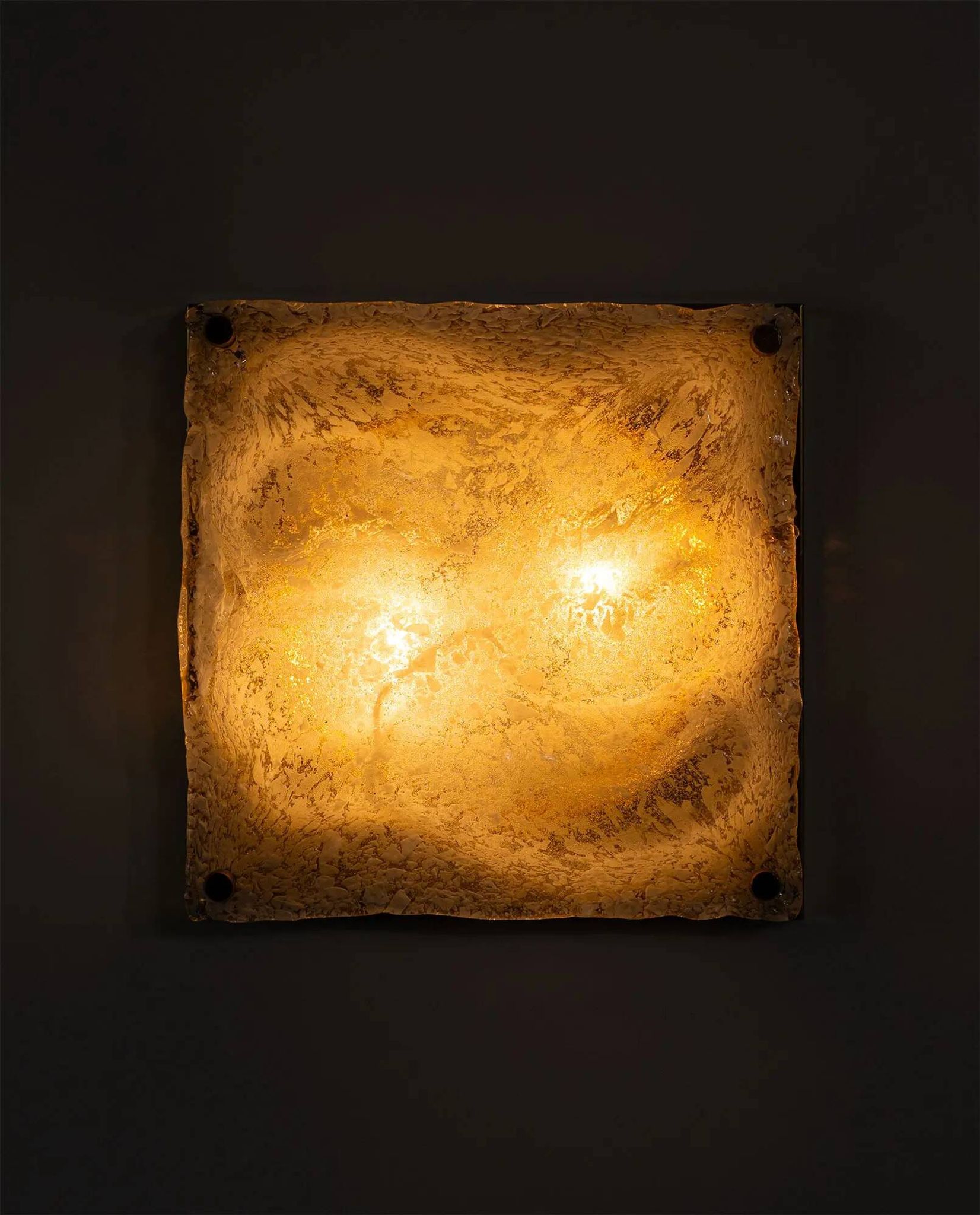 Sculptural Murano ice glass wall lamp, Italy 1970
