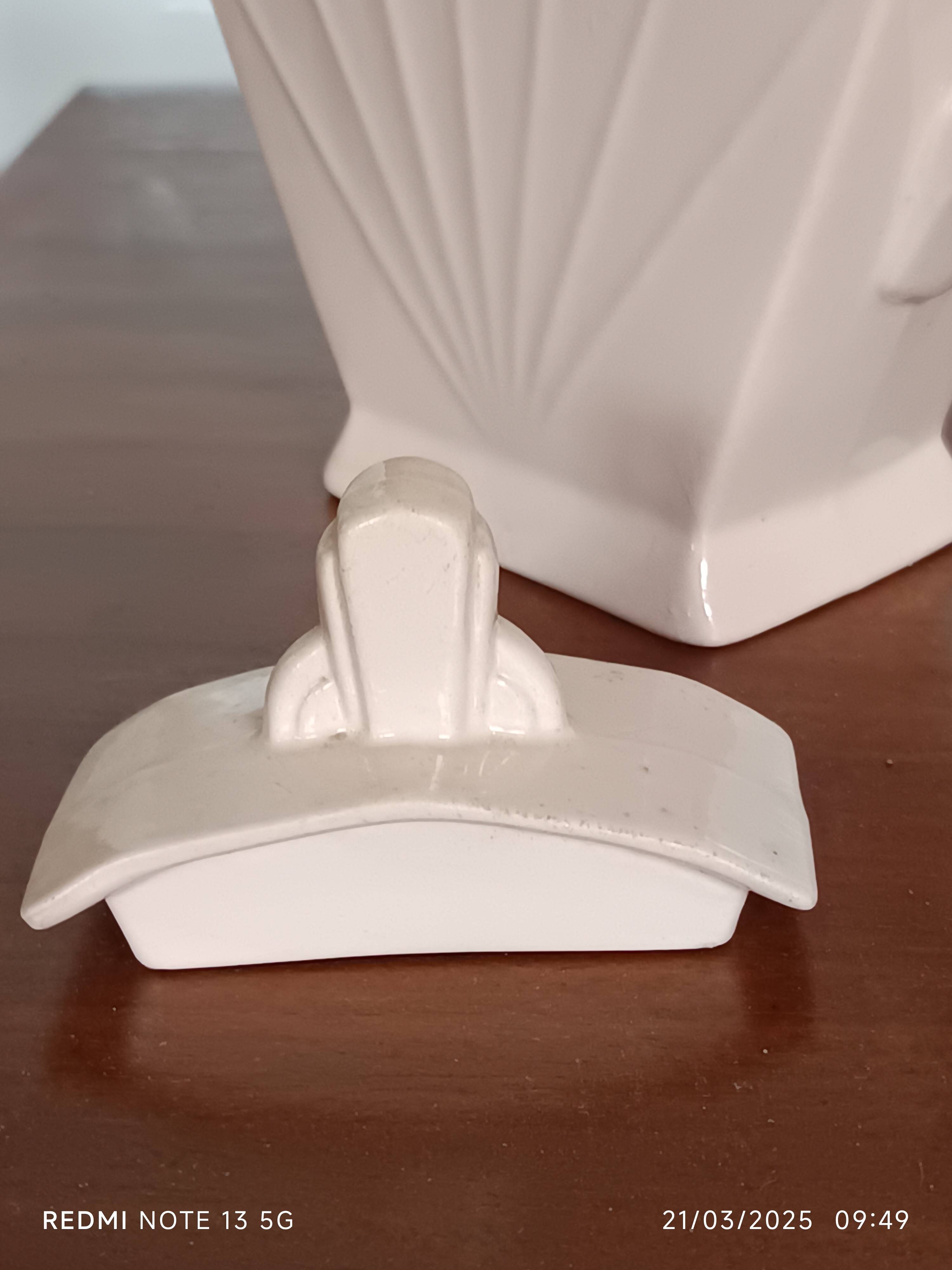 Saint Amand Art Deco earthenware creamer and sugar bowl