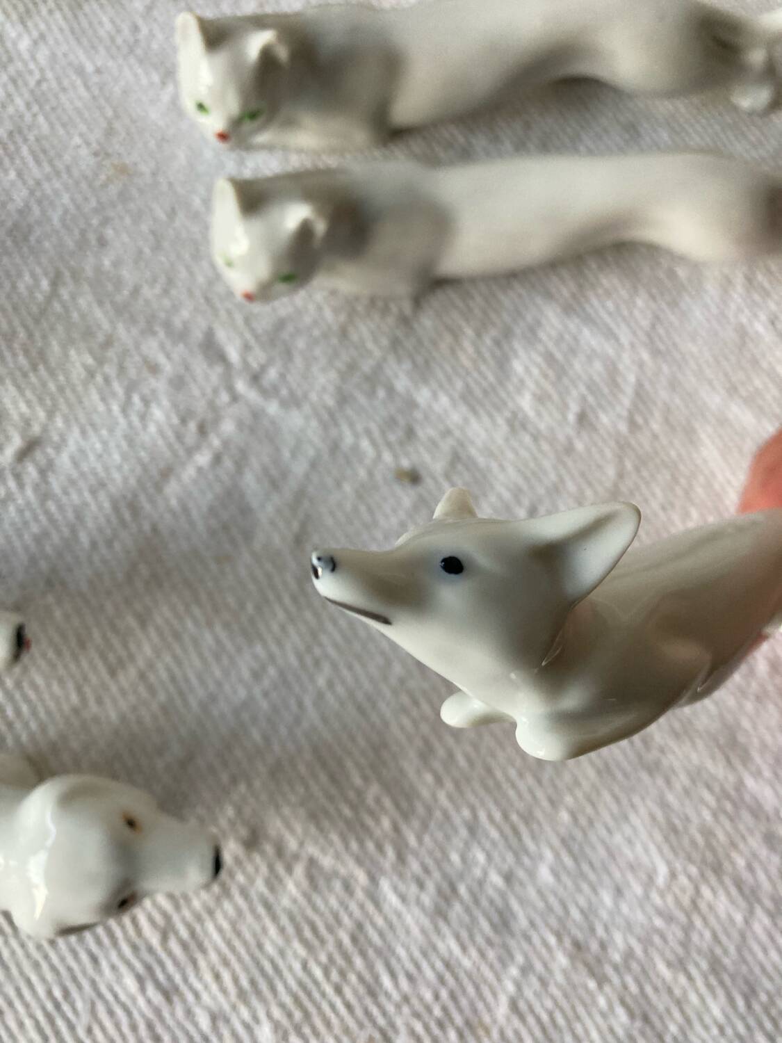 12 Art Deco porcelain knife holders