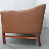 Canapé 3 places danois des années 1970 en cuir marron avec structure en hêtre