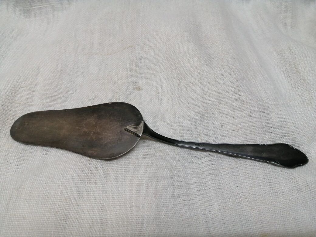 WMF 90 cake pie shovel