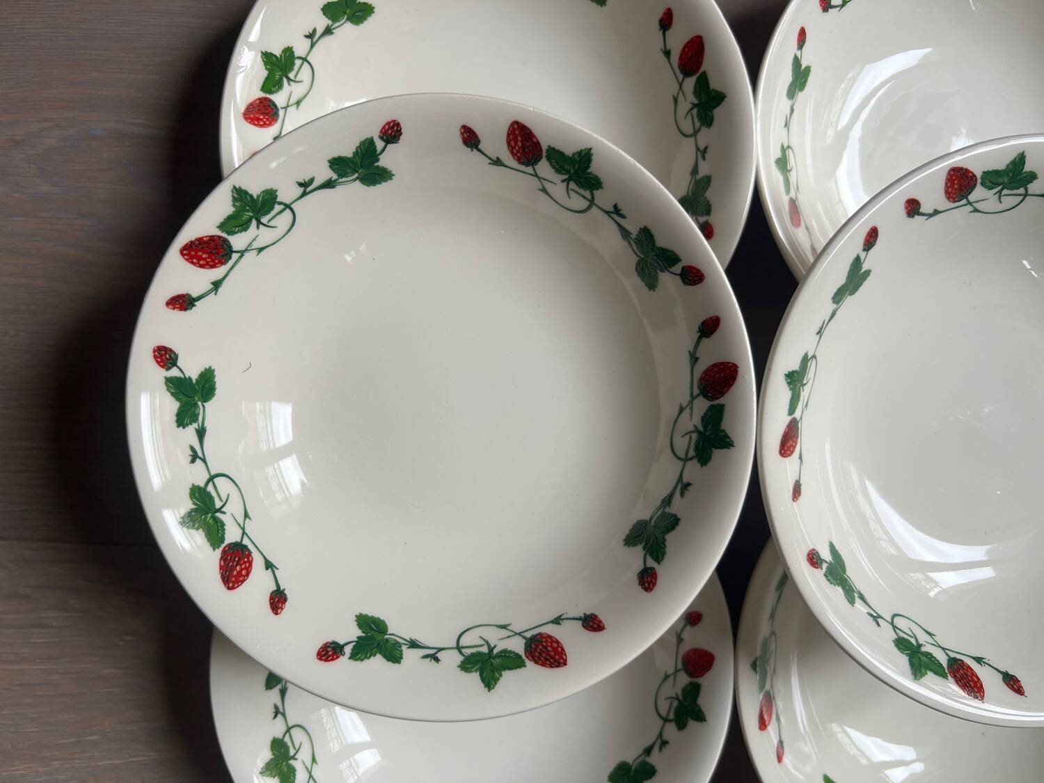 Gien - strawberry serving part