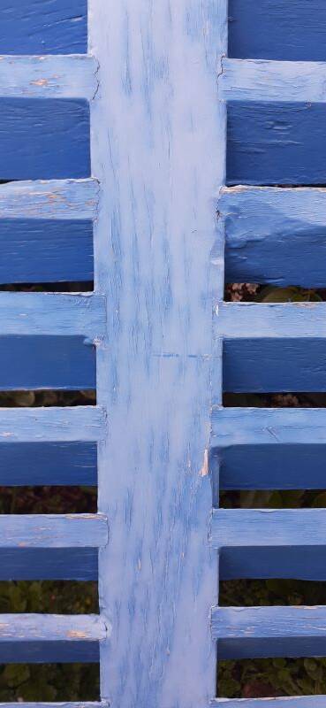 Petit volet  L75xH101cm bleu à persiennes