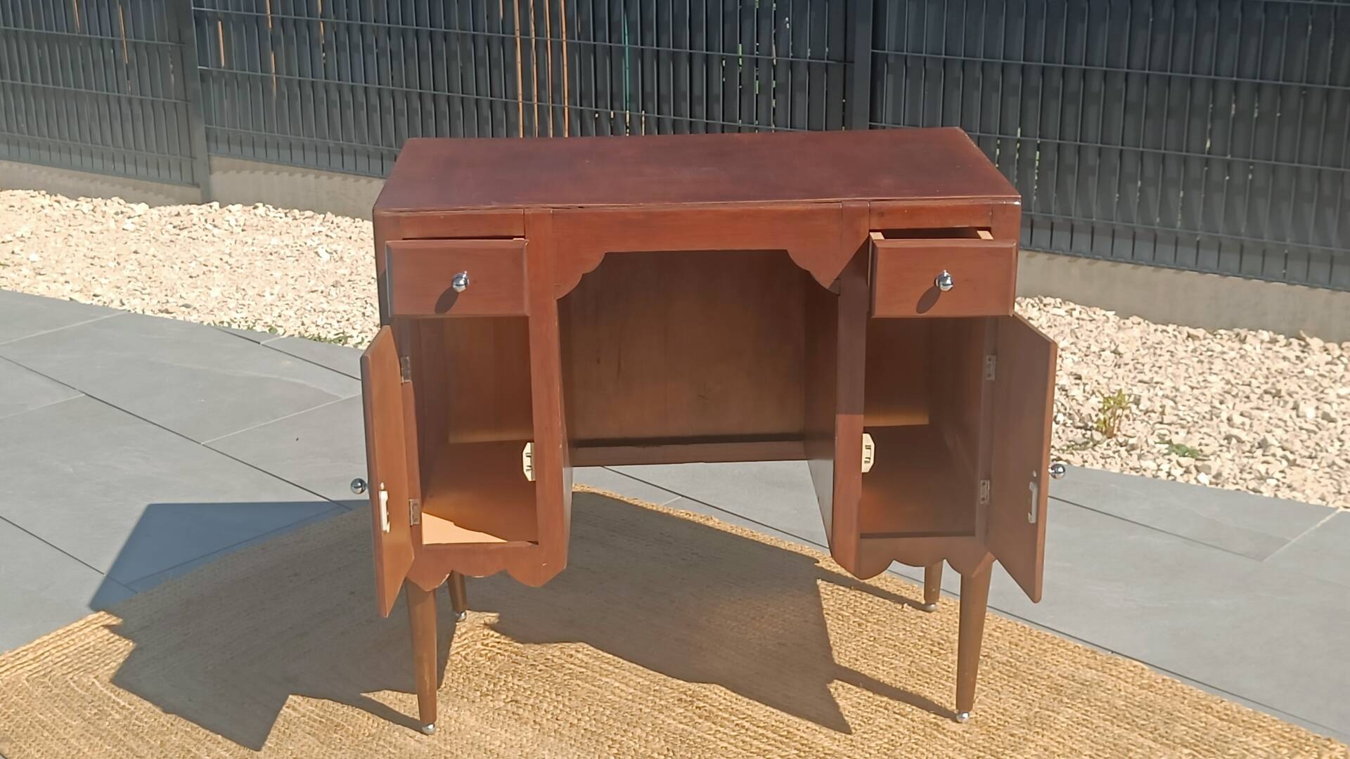 Bureau vintage artisanal en bois