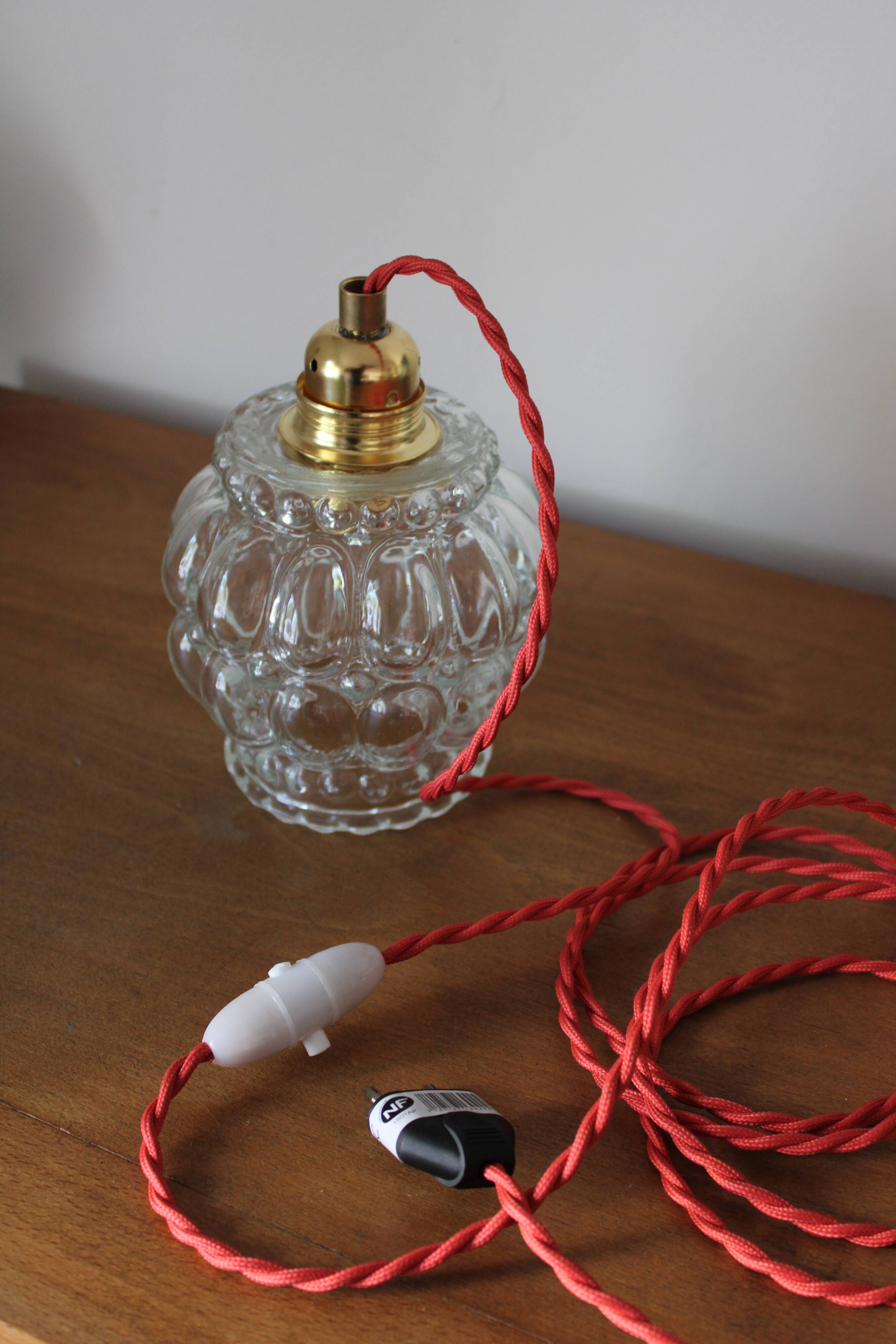 Moulded glass hanging lamp