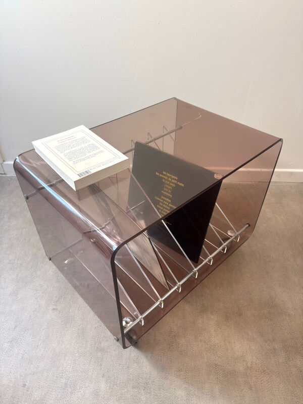 Meuble hi-fi en Plexiglas fumé Michel Dumas pour Roche Bobois