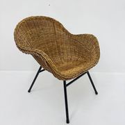 Chaise en osier de style mid-century, années 1950.