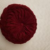 Velvet cushion bordeaux