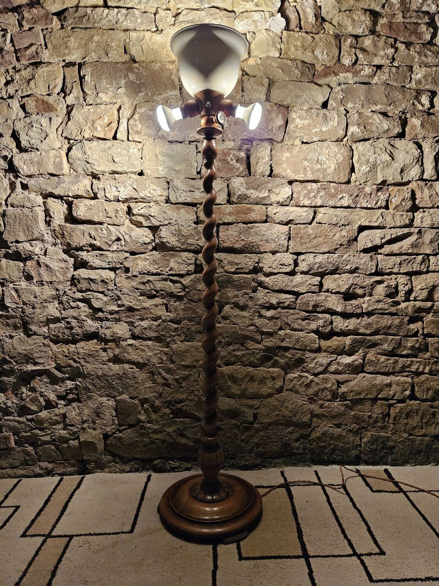 Lampadaire bois touné  Art Déco 1960