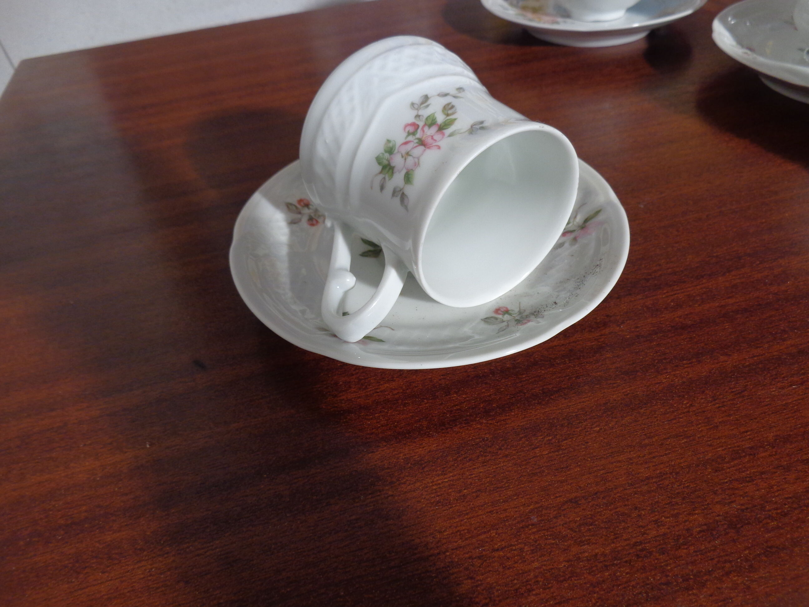 Louis Lourioux coffee cups in their box