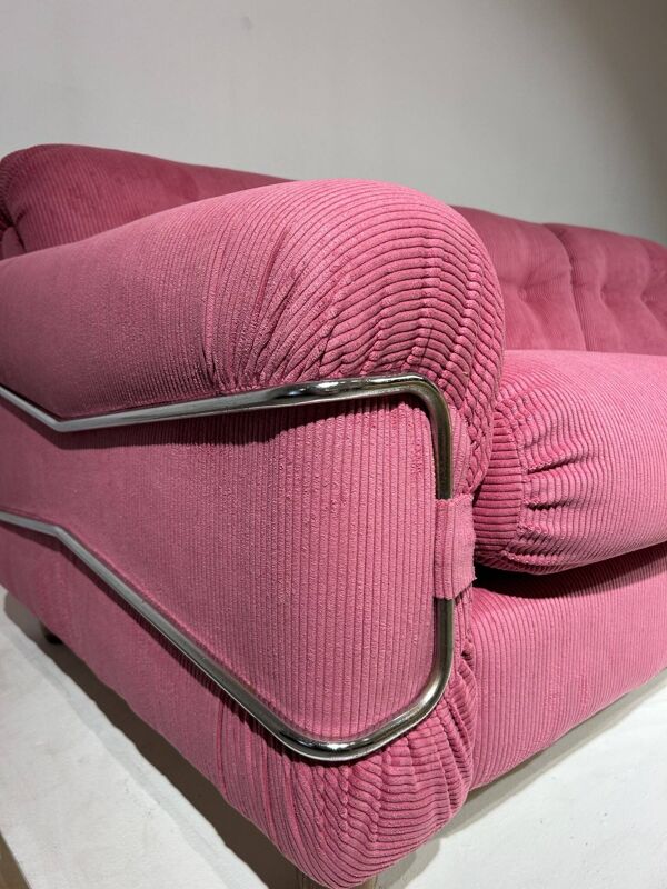 Canapé 3 places en velours côtelé rose, Piazzesi