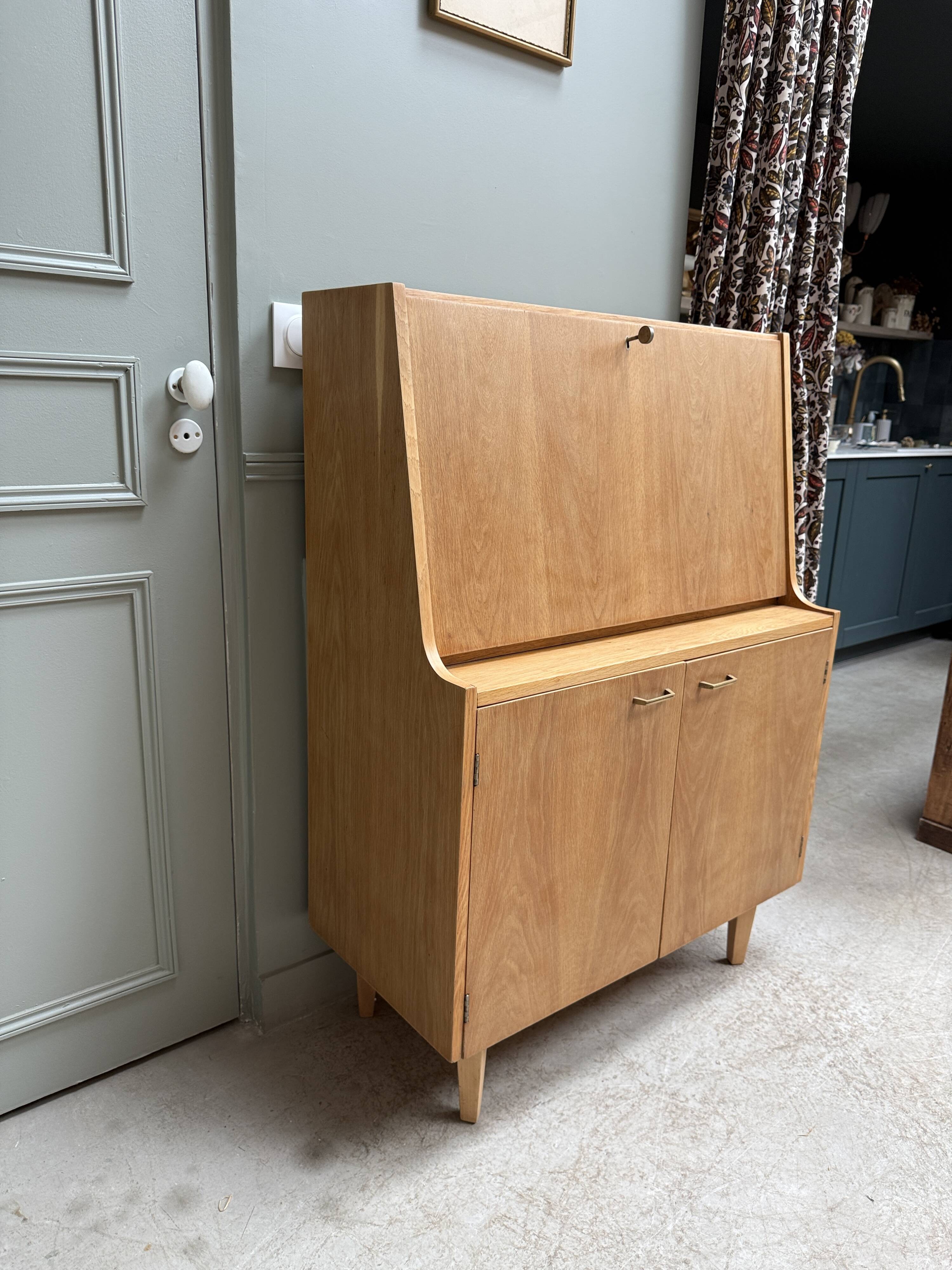 Secrétaire mid-century en chêne (rénovée)