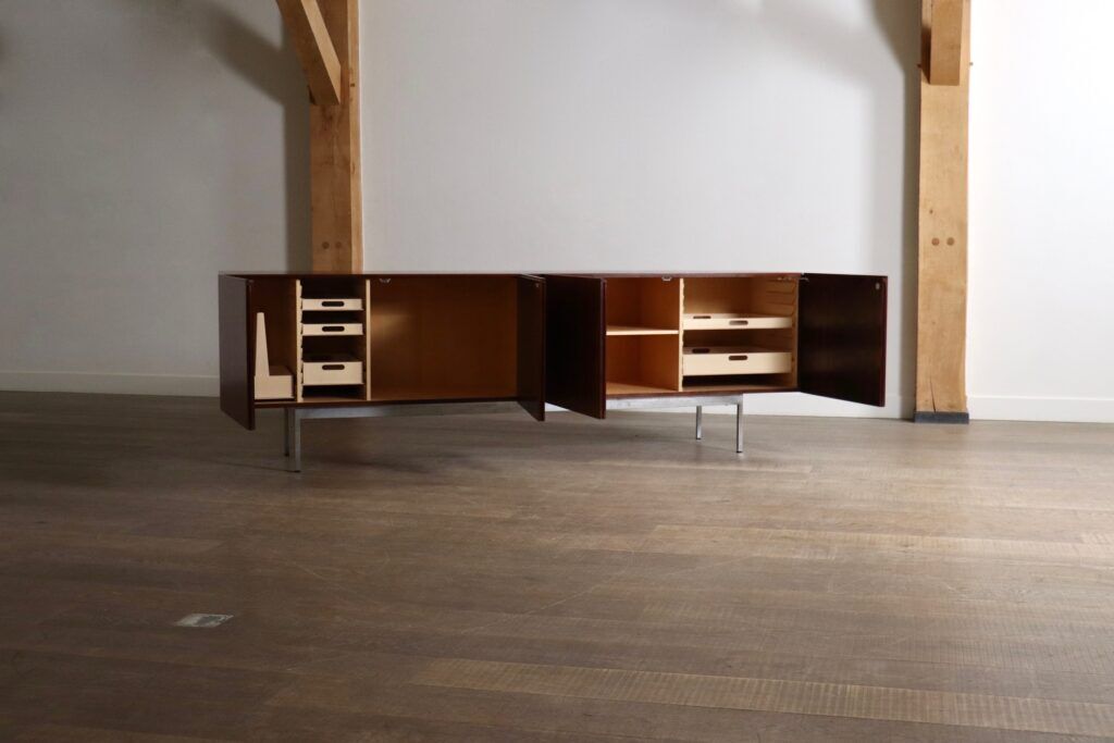 B40 sideboard in rosewood by Dieter Waeckerlin for Behr, Germany 1965