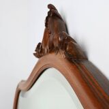 Miroir belge en chêne sculpté de style Louis XV du XXe siècle