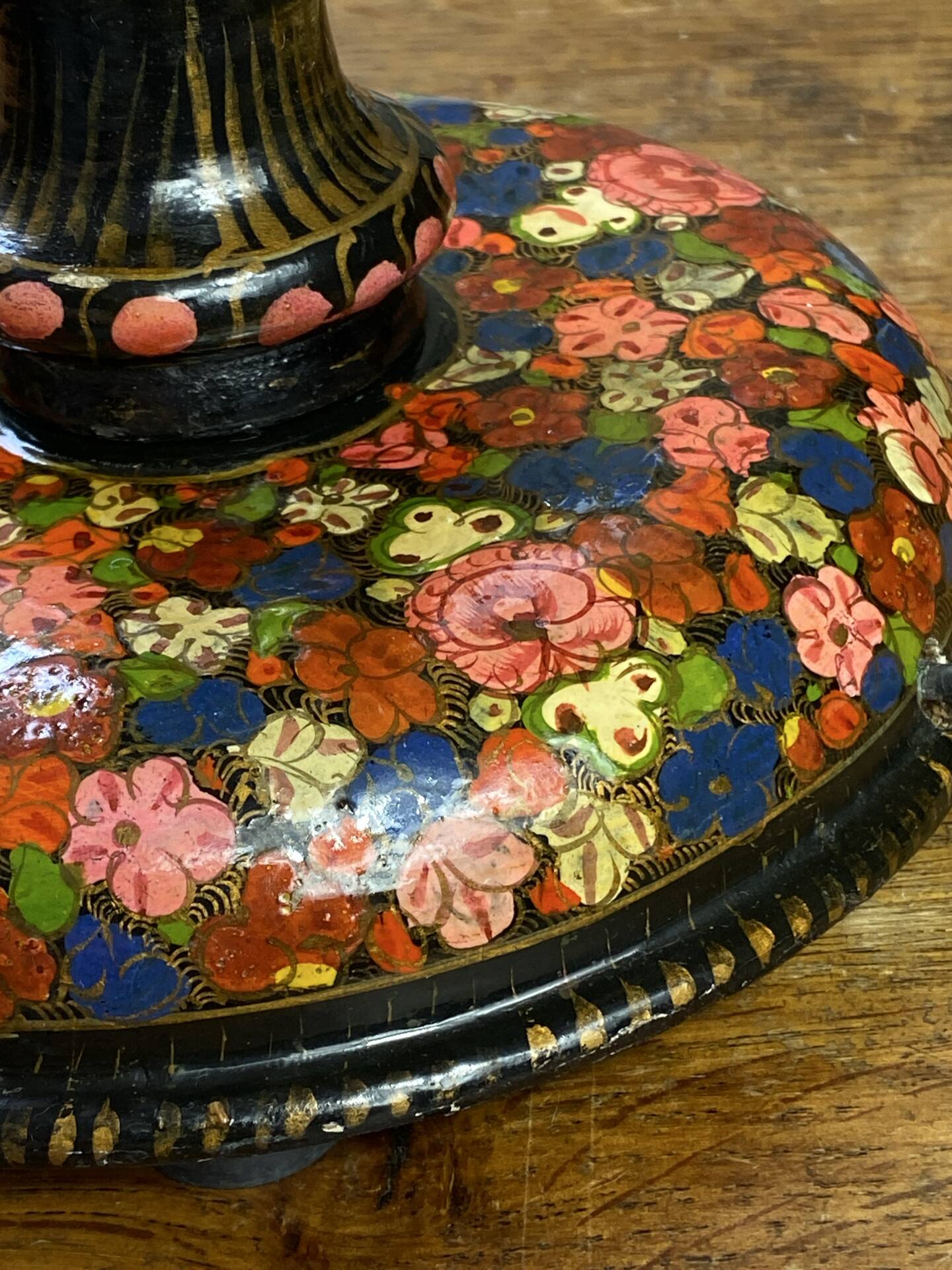 Kashmiri lamp base