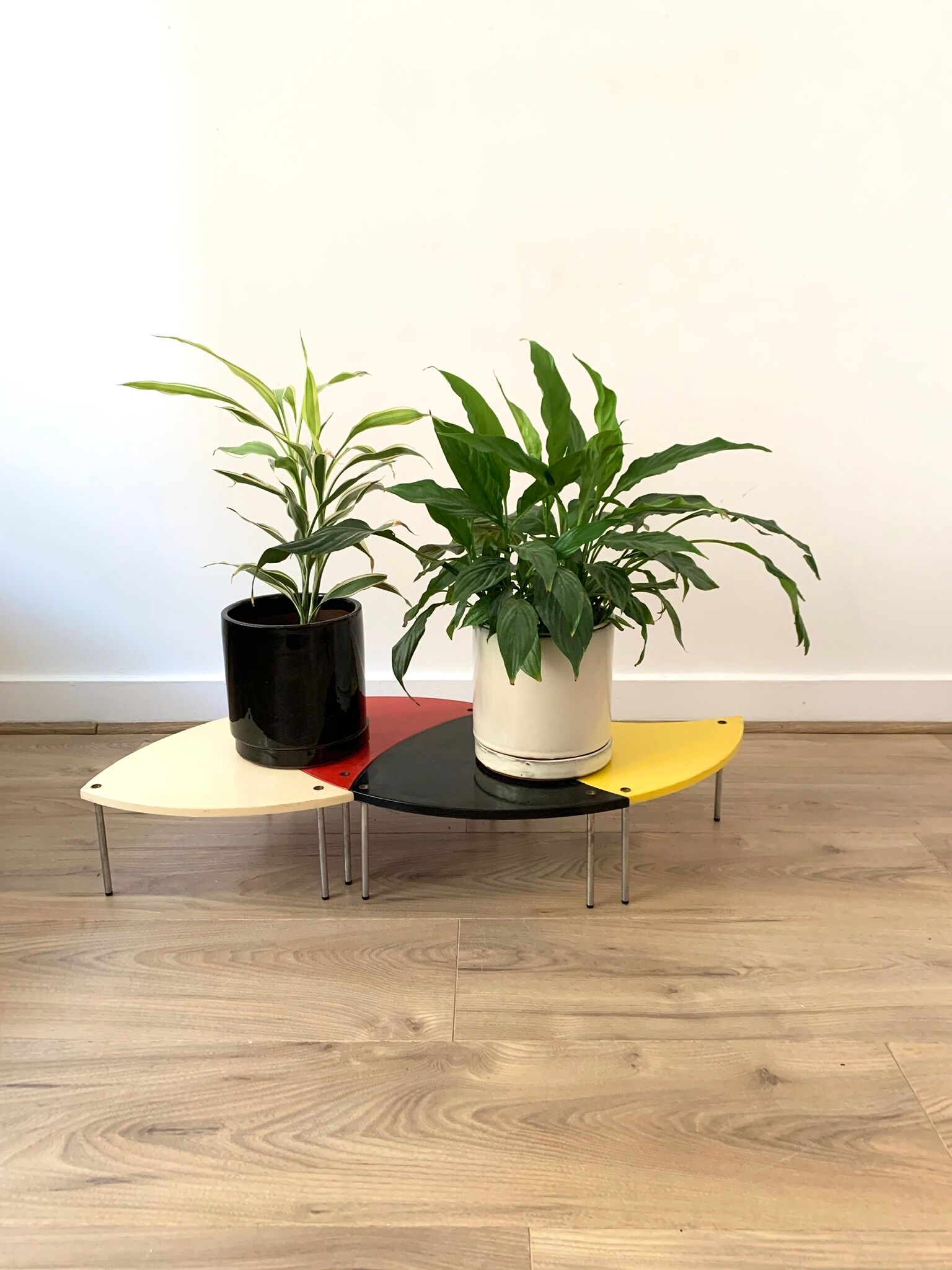 Modular vintage plant holder