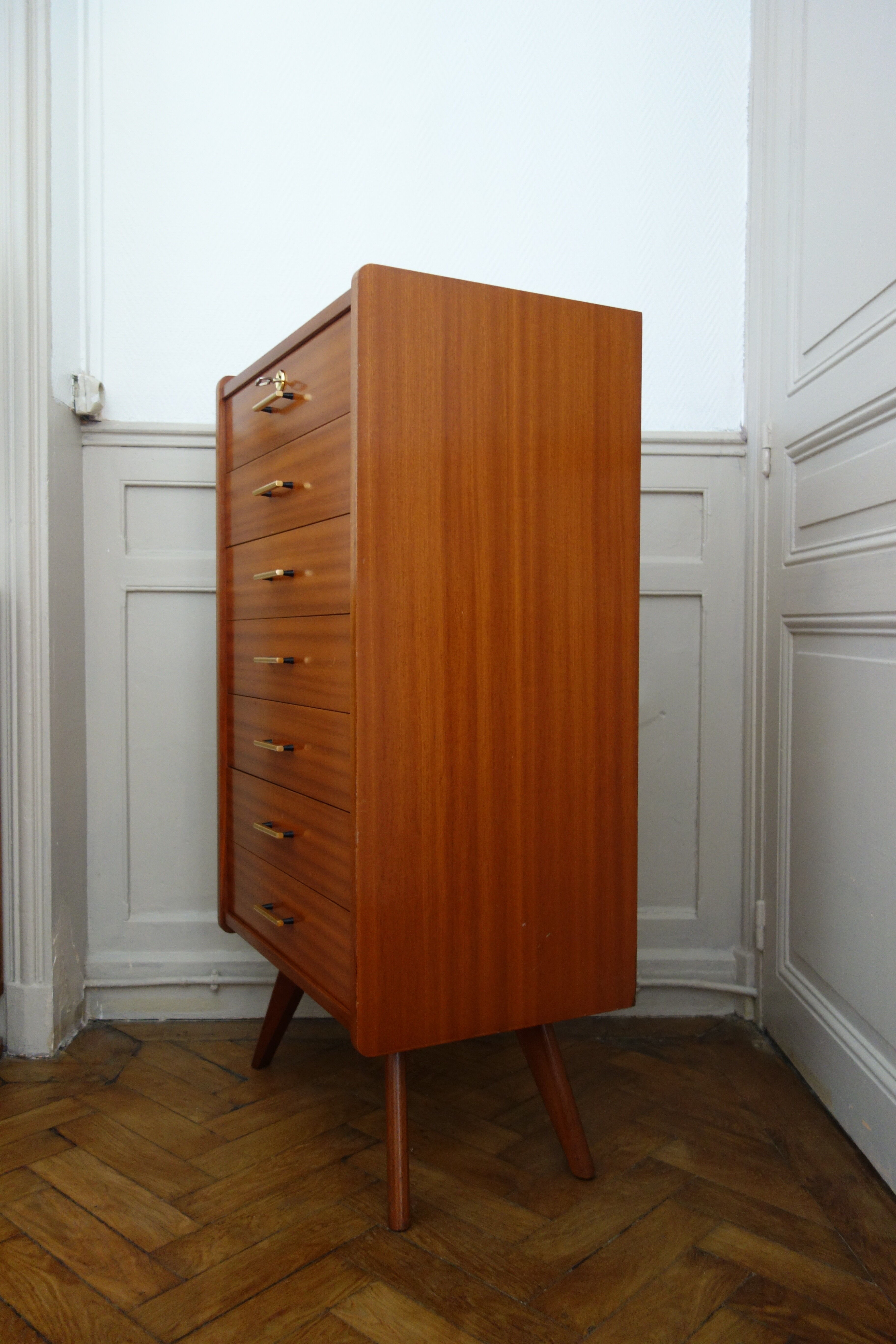 Chiffonier / semainier teak of the 1950s