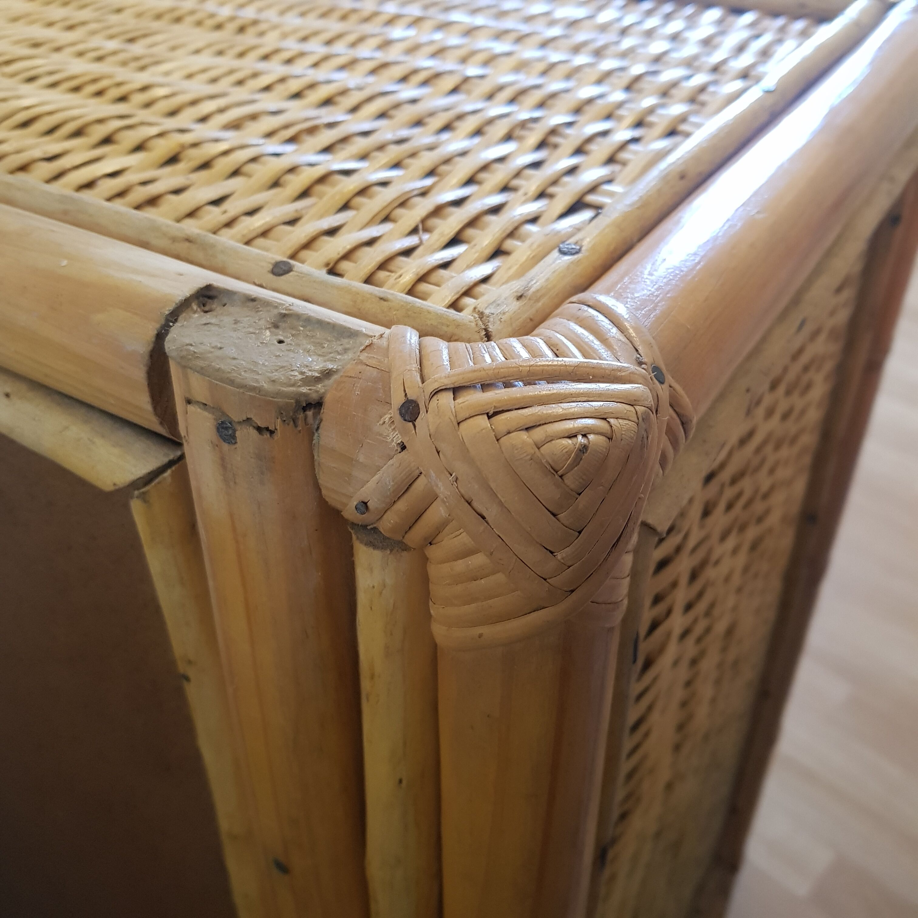Rattan chest of drawers