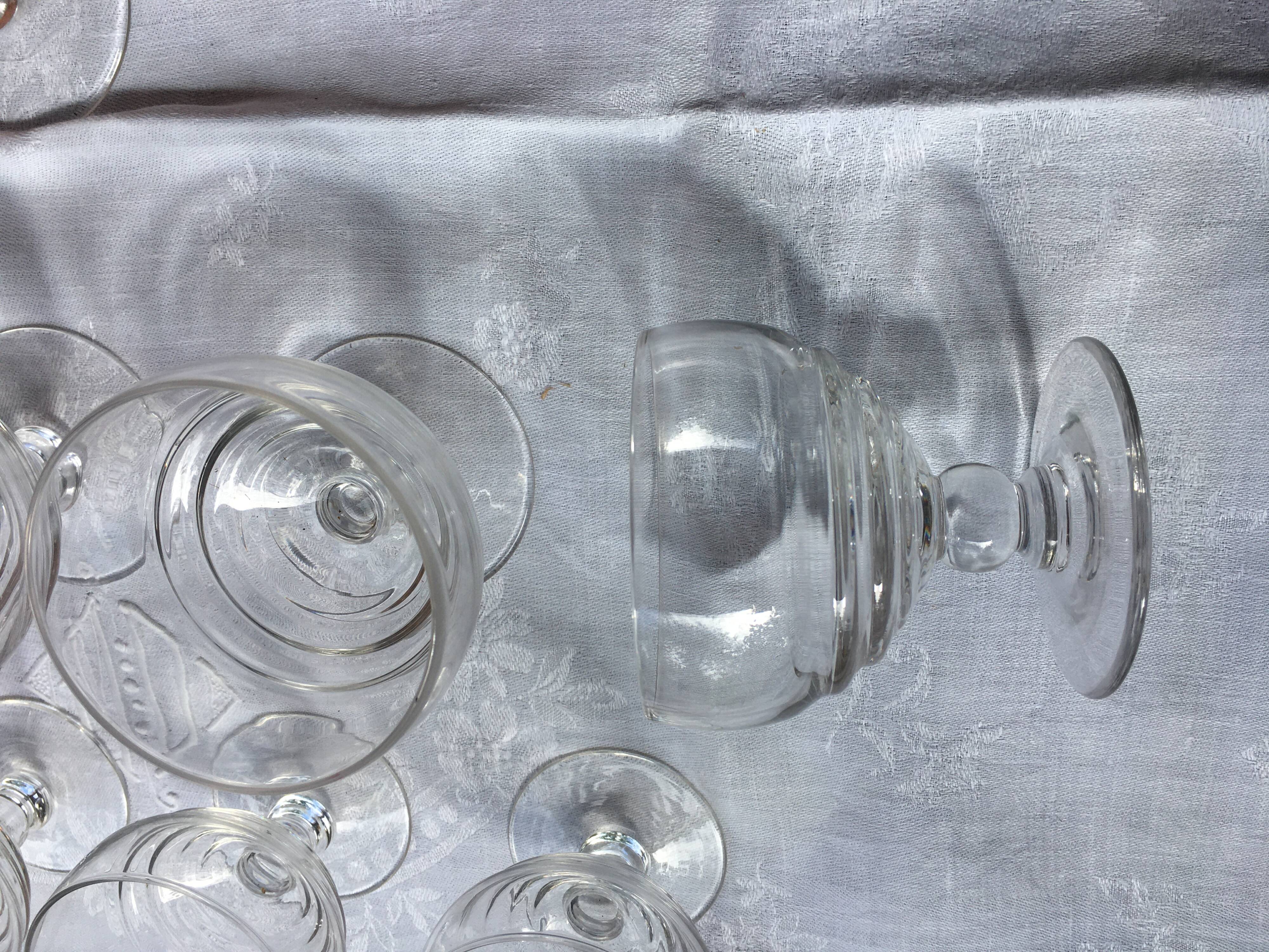 Set of 16 glasses/glasses including 10 large