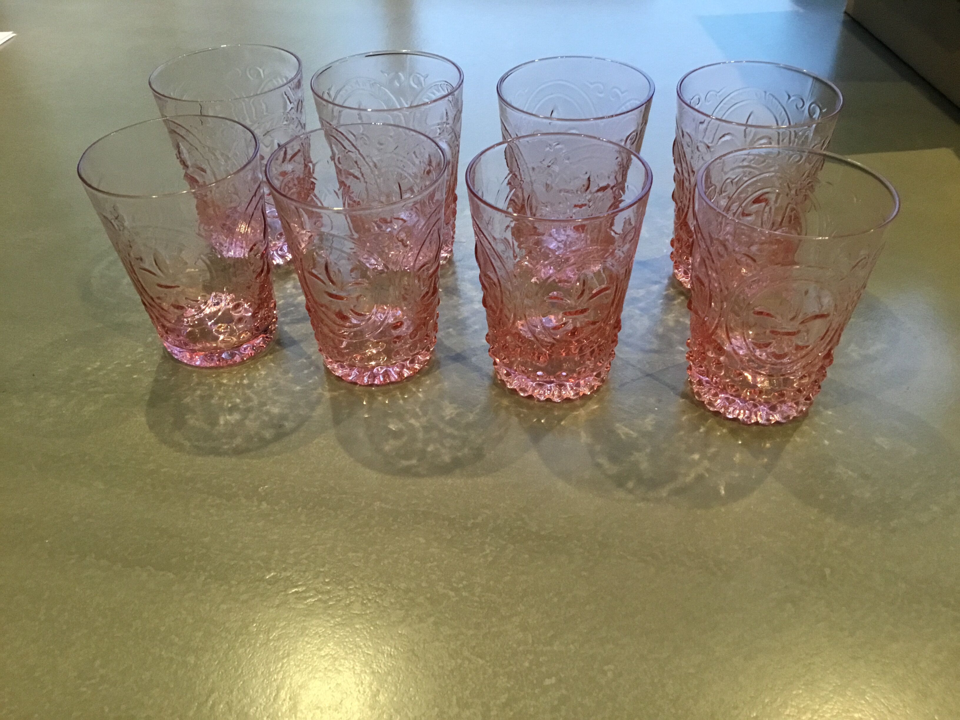 Set of 8 pink water glasses