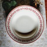 6 mismatched earthenware soup plates lot 8