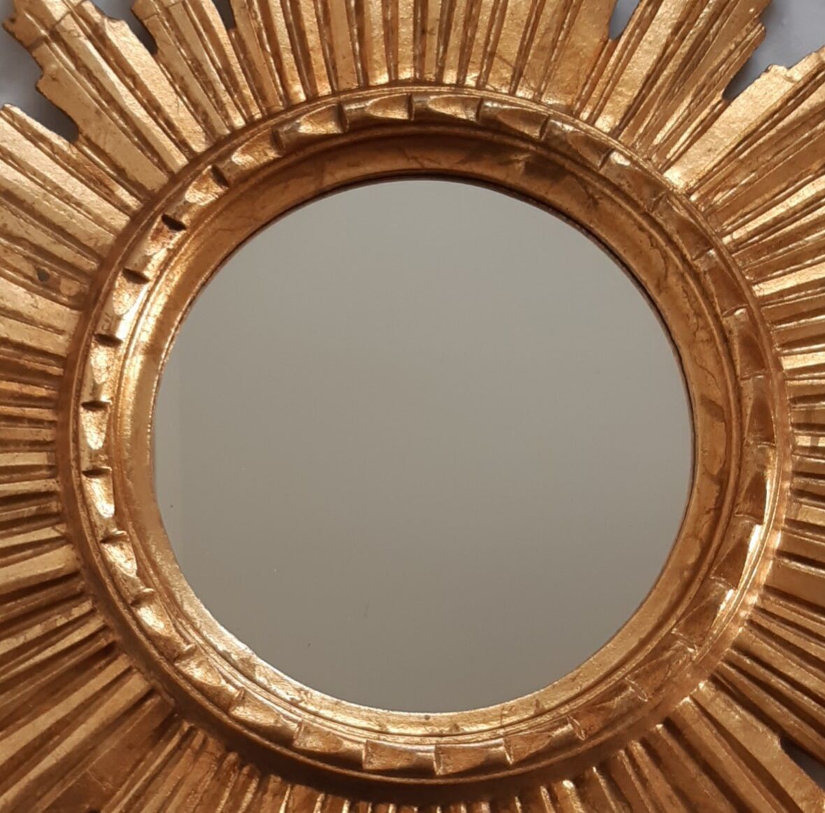 Golden sun mirror 47cm