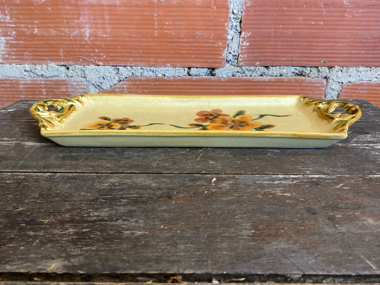 Vintage yellow ceramic cake dish argilart with flower decoration